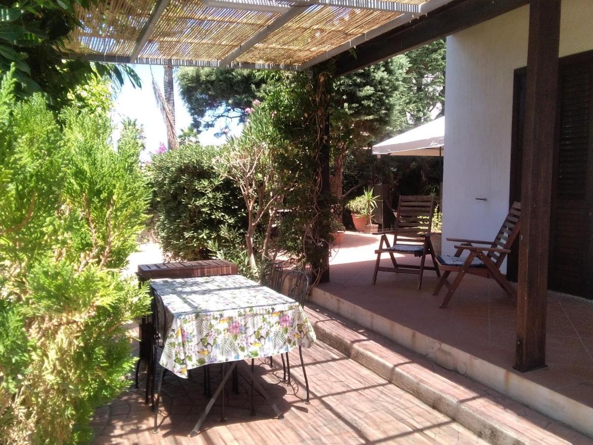 Villetta Magnolie By Trerose Properties - Villetta Indipendente Con Wi-Fi E Posto Auto Gratuito サン・ヴィート・ロ・カーポ エクステリア 写真